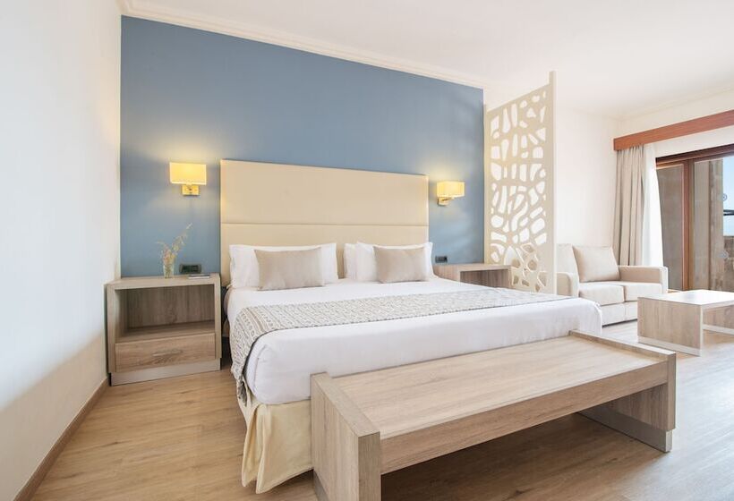 Номер Стандарт с Террасой, Menorca Binibeca   Adults Only  By Pierre & Vacances Premium
