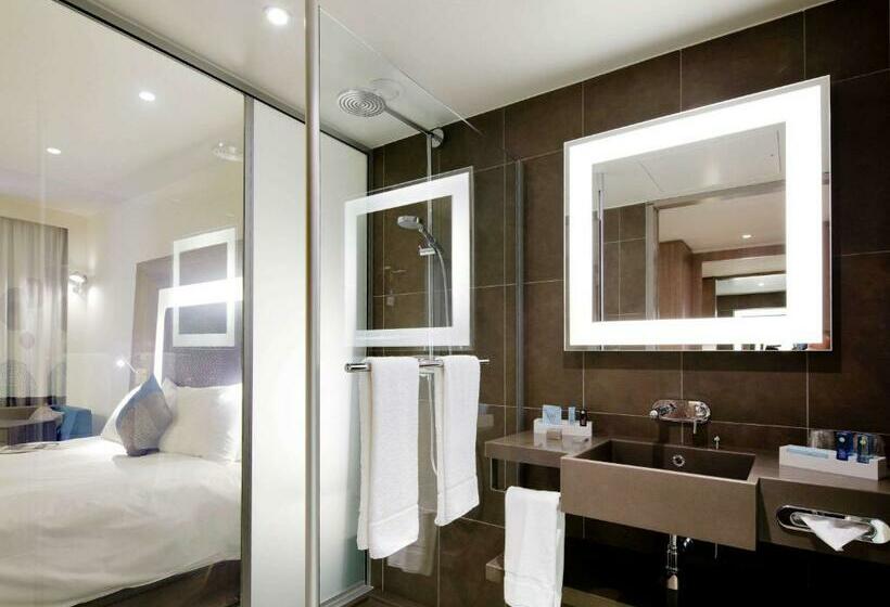 Номер Стандарт, Novotel London Tower Bridge
