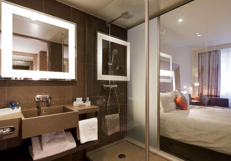 Номер Стандарт, Novotel London Tower Bridge