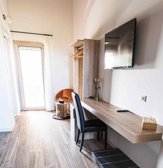 Полулюкс, Agriturismo Casale Ai Prati