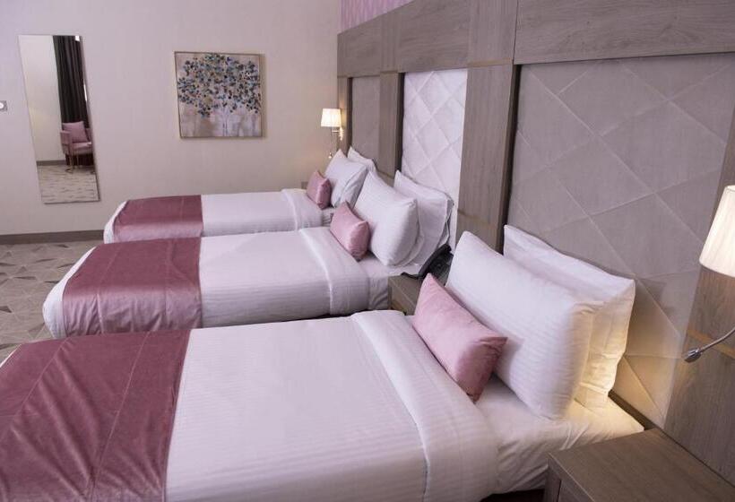 Номер Стандарт Трехместный, Rodina Hotel Spa & Conferences
