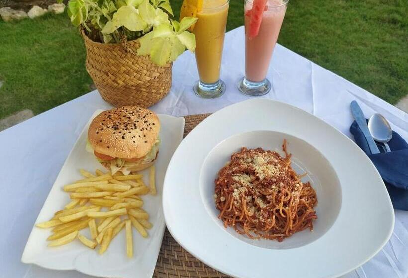 Вилла с 1 спальней и бассейном, Pineale Villas, Resort And Spa