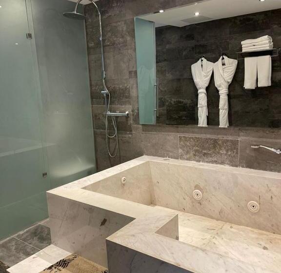Люкс, Rodina Hotel Spa & Conferences