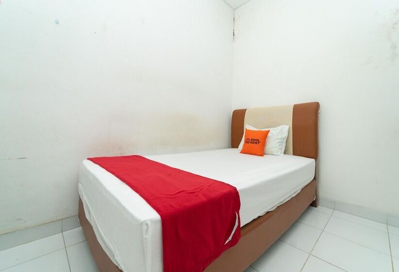 Номер Стандарт Индивидуальный Совместная Ванная, Koolkost Syariah Near Summarecon Mall Serpong