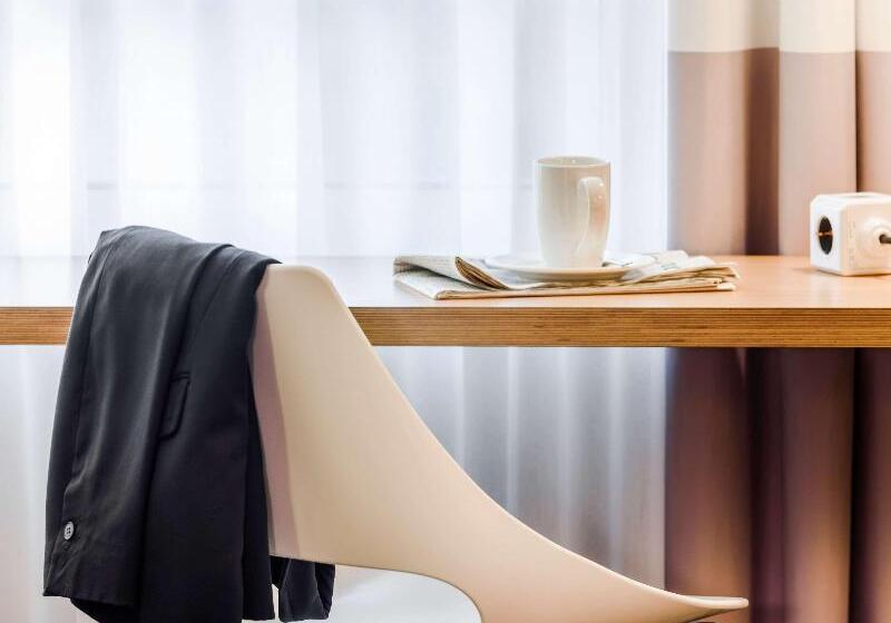 חדר סטנדרט, Ibis London Docklands Canary Wharf