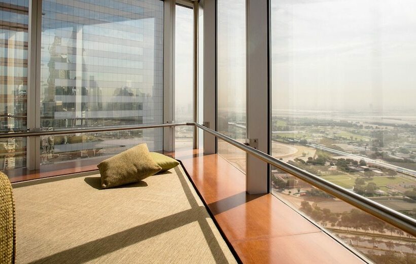 Family Suite, Jumeirah Emirates Towers Dubai