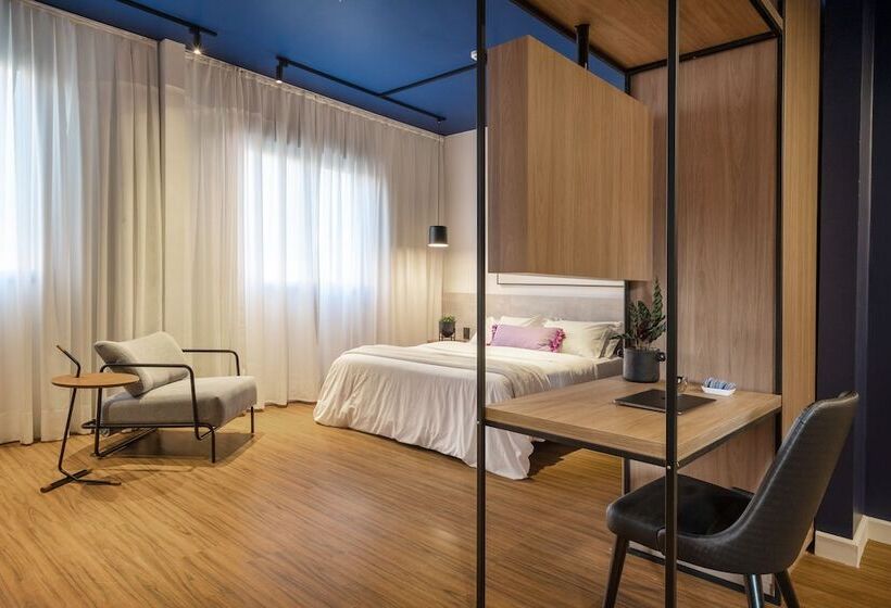 Номер Стандарт, Swan Generation Porto Alegre