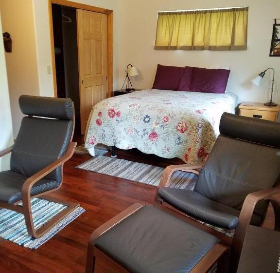 스위트, Glacier Creek Lodging