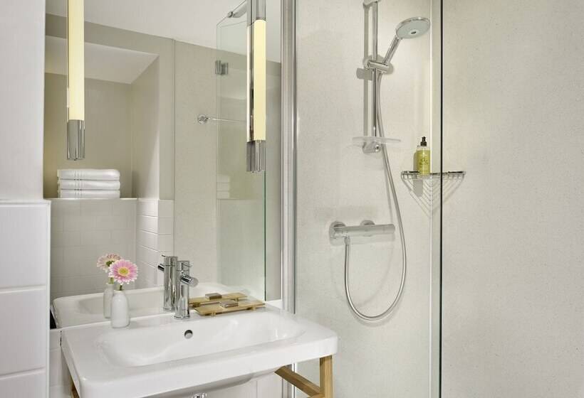 Студия Стандарт, Citadines Barbican London