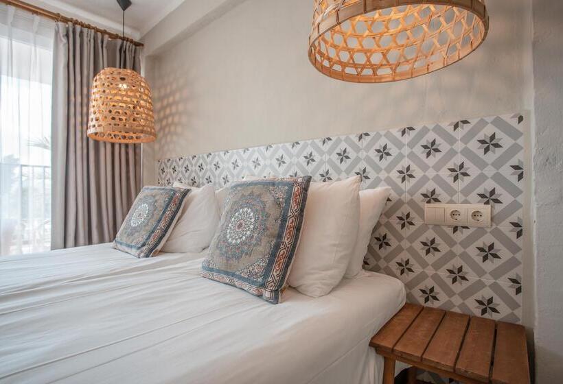 Номер Стандарт Вид на Сад, Marble Stella Maris Ibiza