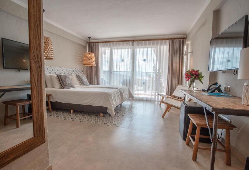 Номер Стандарт Вид на Сад, Marble Stella Maris Ibiza