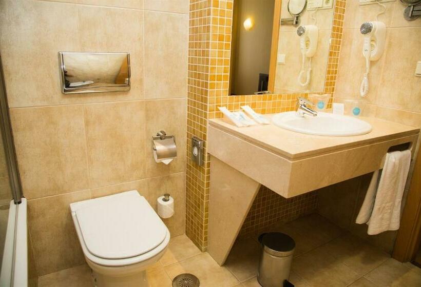 سوییت جونیور, Vertice Sevilla