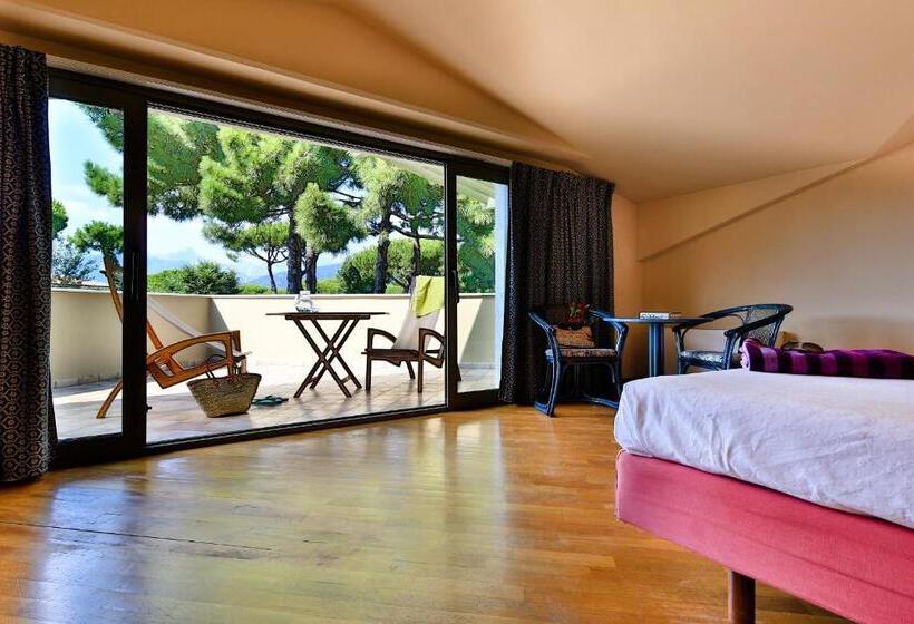 Номер Стандарт с Террасой, Villa Undulna  Terme Della Versilia