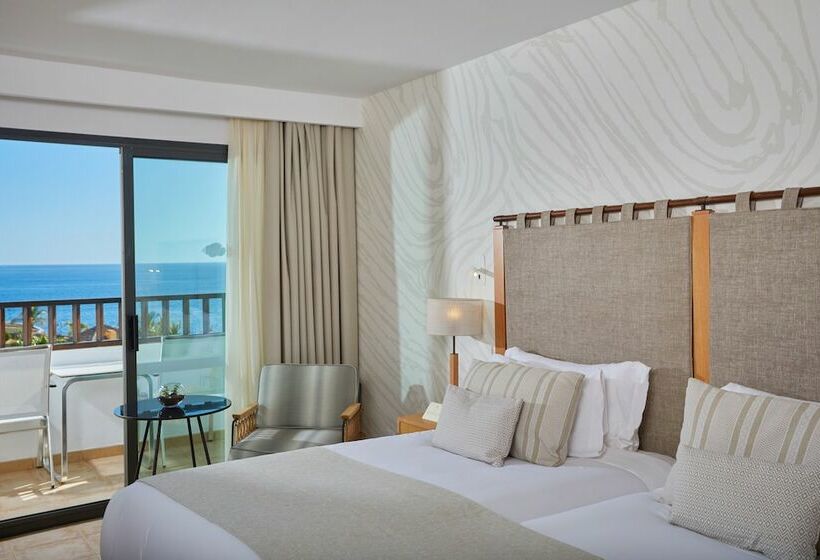 חדר סטנדרט נוף לים עם מרפסת, Secrets Lanzarote Resort & Spa   Adults Only