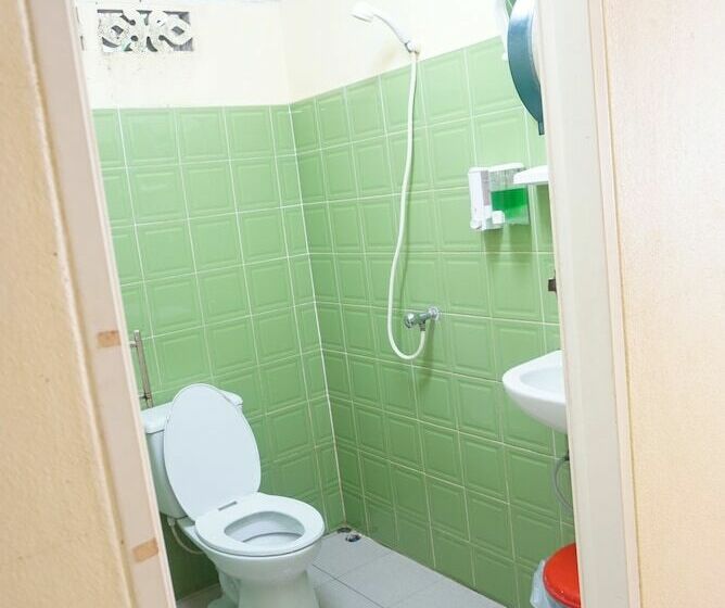 共用房间的床, Chaokoh Dorm Room