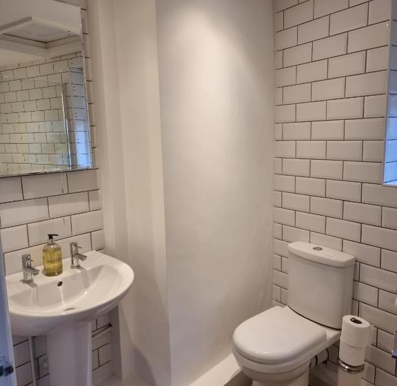 Номер Стандарт, Unicorn Inn