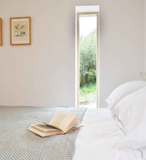 شقة غرفة واحدة, The Sanctuary Cornwall