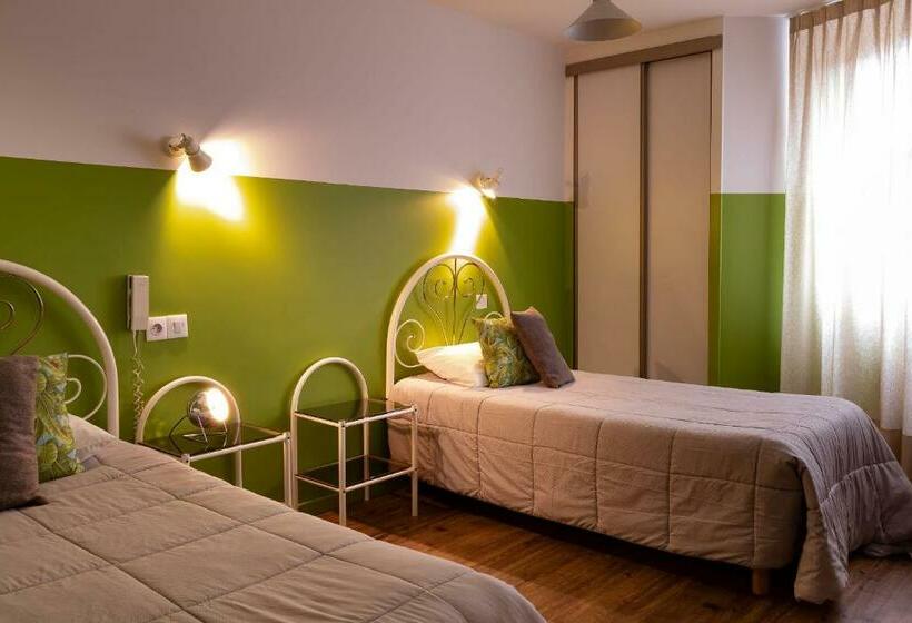 Классический Номер, Hôtel Le Cantou 354
