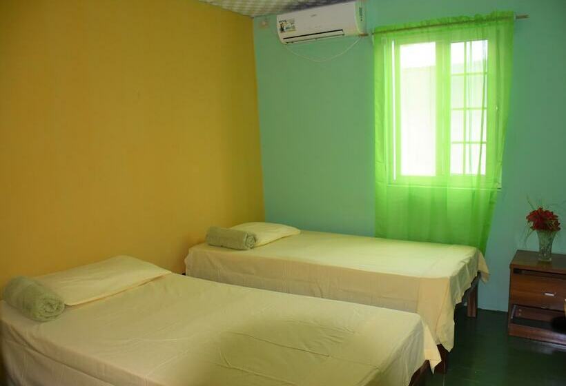 Номер Стандарт, Hostal Green Coast   Hostel