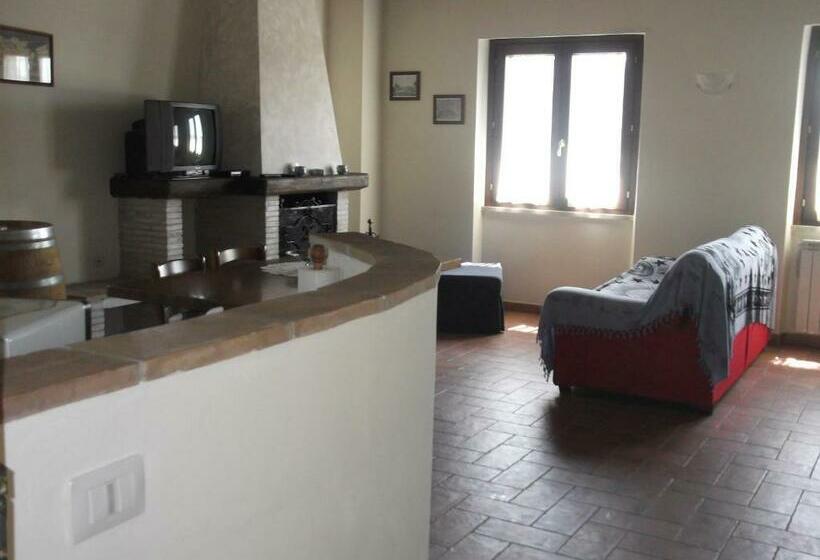 آپارتمان 2 خوابه, Il Laghetto Agriturismo