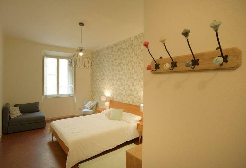 اتاق لوکس, Le Camere Di Sementis