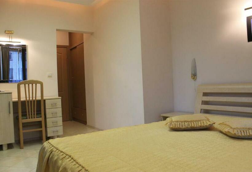 חדר סטנדרט עם מרפסת, Stela Guest House