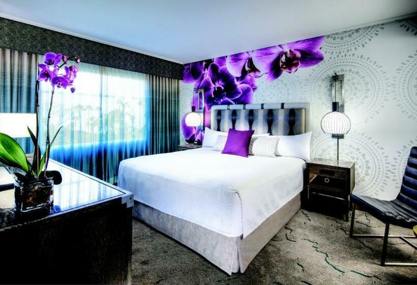 סוויטה, Universal's Loews Royal Pacific Resort
