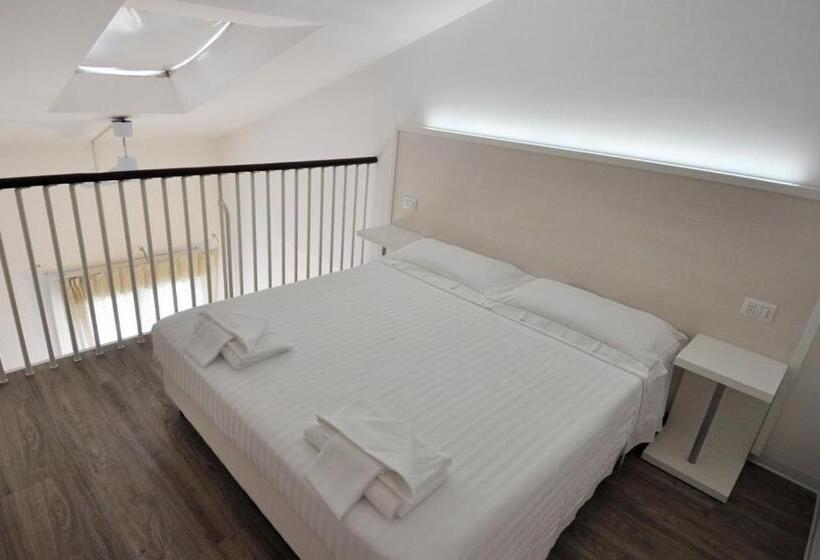 Апартаменты 1 Спальня, Eden Park