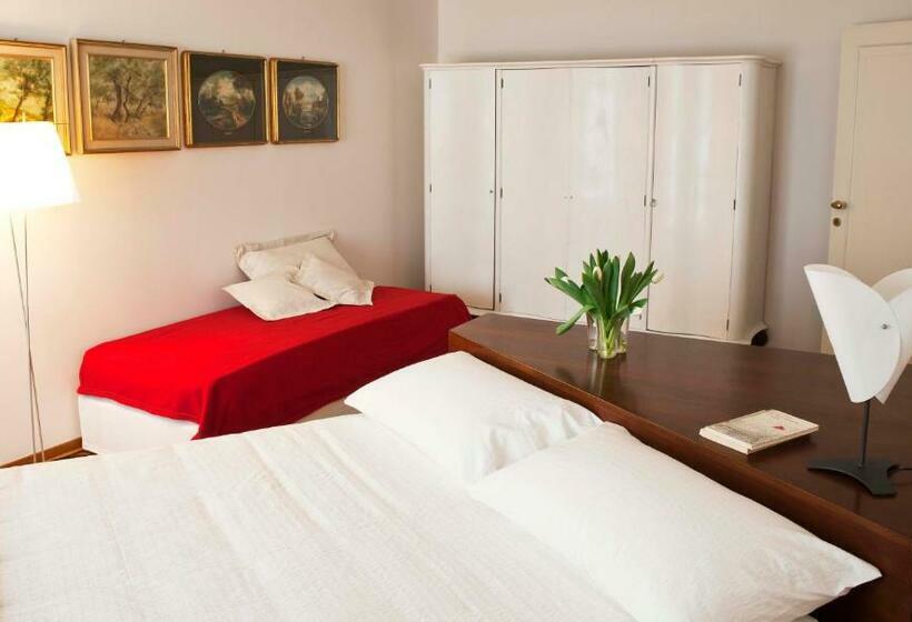 Номер Стандарт, B&b Viacavoursei
