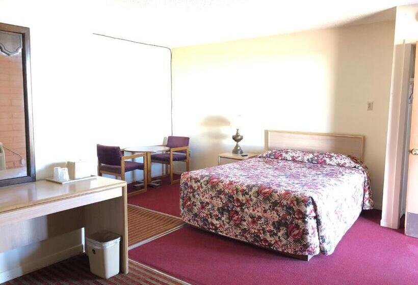 Номер Стандарт, Deluxe Inn Motel