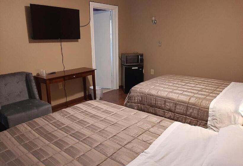 Номер Deluxe, Elm Tree Motel
