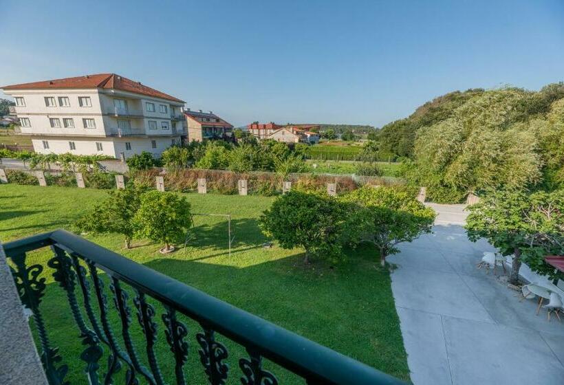 Номер Стандарт, Hostal Devesas