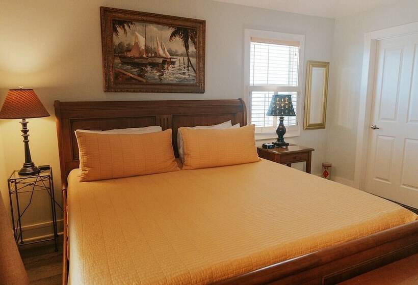 Номер Стандарт, Cape San Blas Inn