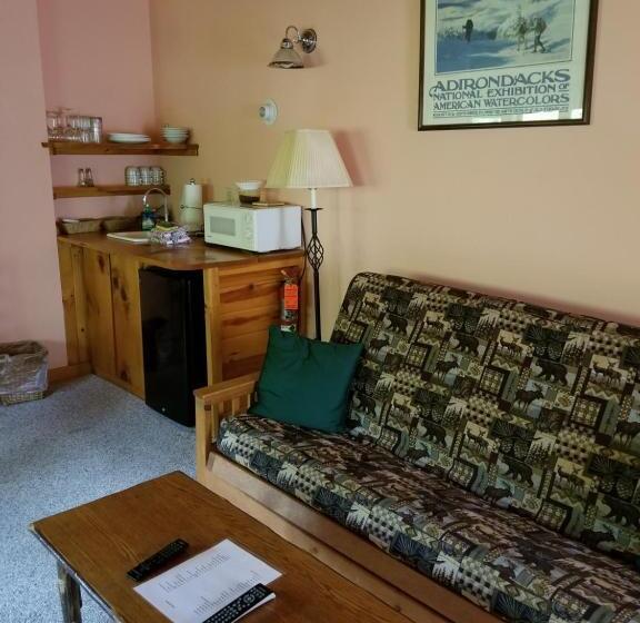 Люкс Deluxe Кровать Кинг, Trails End Inn