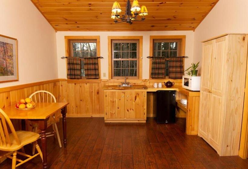 Люкс Deluxe Кровать Кинг, Trails End Inn