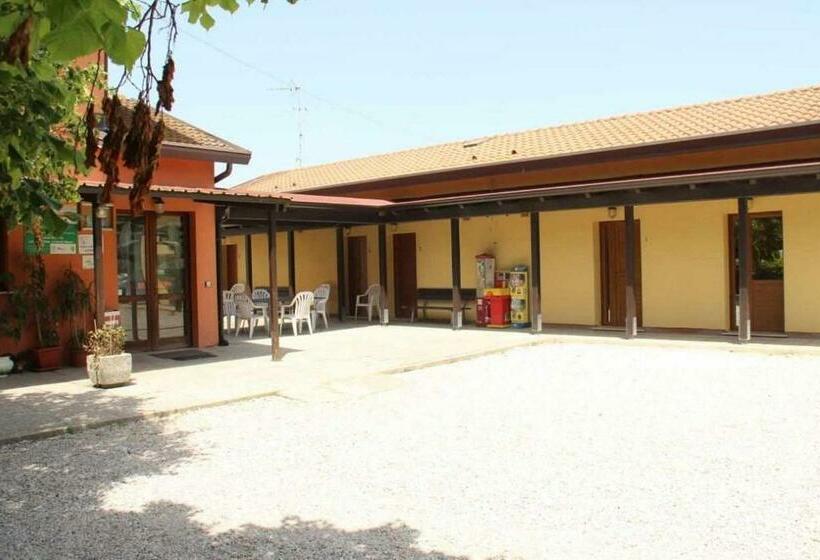 Четырехместный Номер Стандарт, Agriturismo La Fraterna