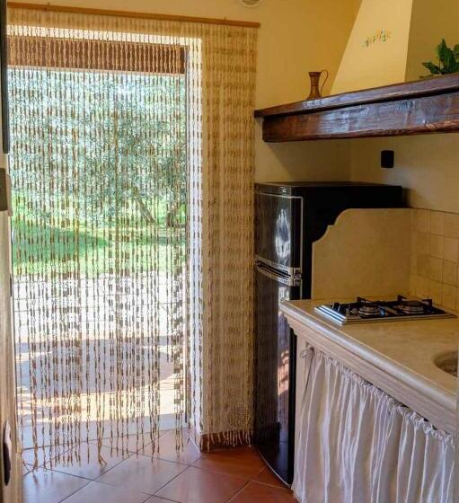 Студия Стандарт, Agriturismo Poggio Corbello