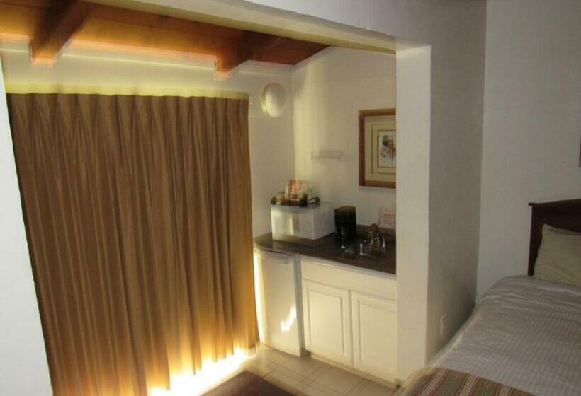 스탠다드 룸, Lakeshore Lodge
