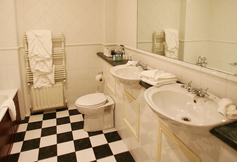 Полулюкс, Sheedys Boutique Hotel & Restaurant