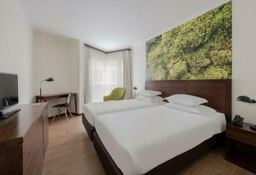 Номер Стандарт, Neat Hotel Avenida