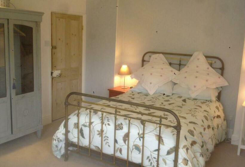 Номер Стандарт Вид на Сад, The Old Vicarage Bed And Breakfast