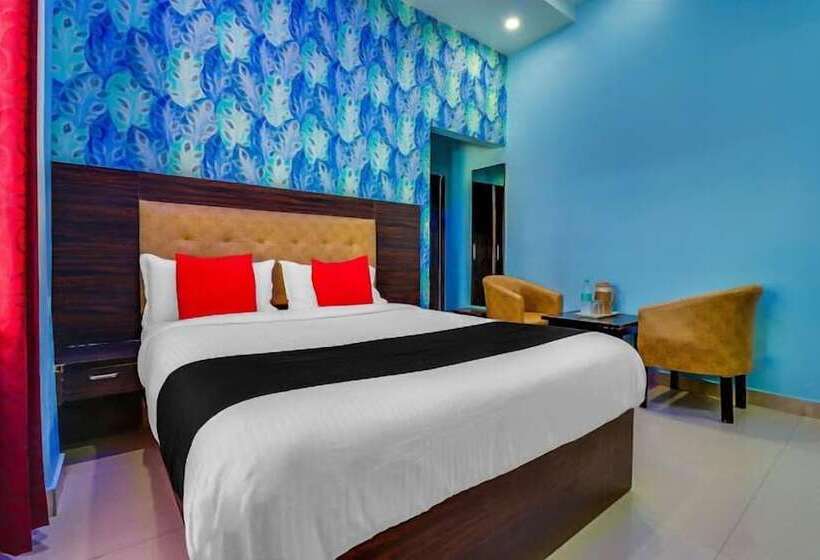 Номер Deluxe, The Grand Bhavya Palace