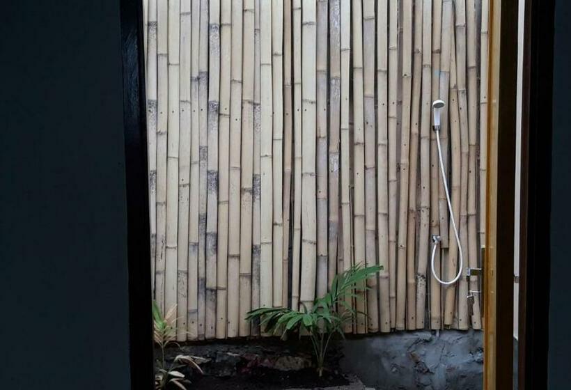 エコノミールーム, Bujang Lapuk Hostel