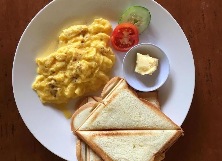 エコノミールーム, Bujang Lapuk Hostel