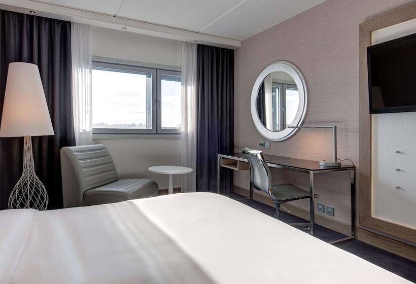 Номер Стандарт, Radisson Blu Airport Hotel, Oslo Gardermoen