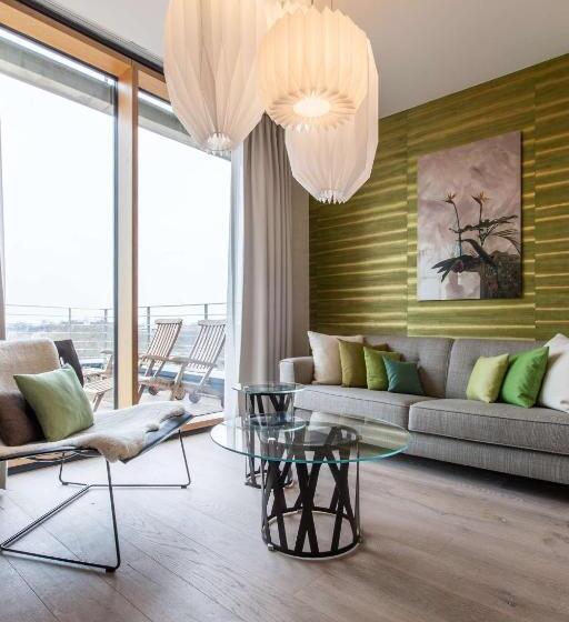 Люкс с Балконом, Radisson Blu Hotel Köln