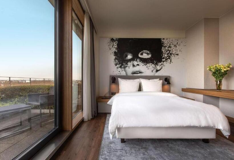 Номер Premium с Балконом, Radisson Blu Hotel Köln