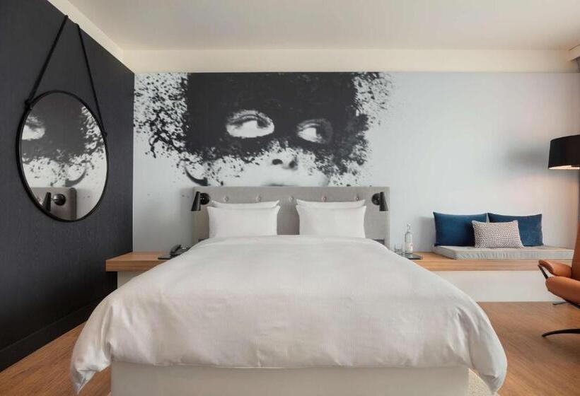 Номер Премиум Вид на Город, Radisson Blu Hotel Köln