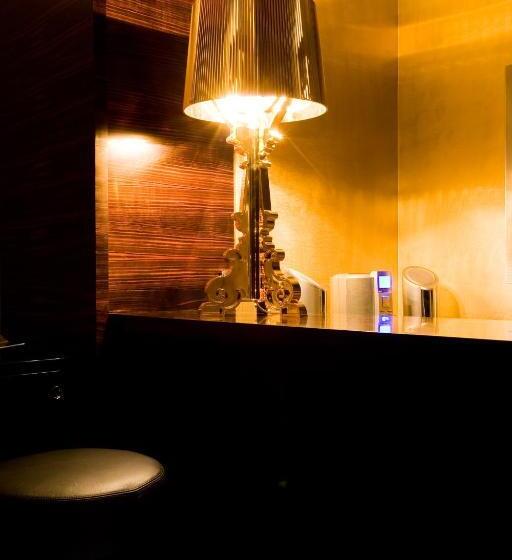 سوئیت پرزیدنت, Unahotels One Catania