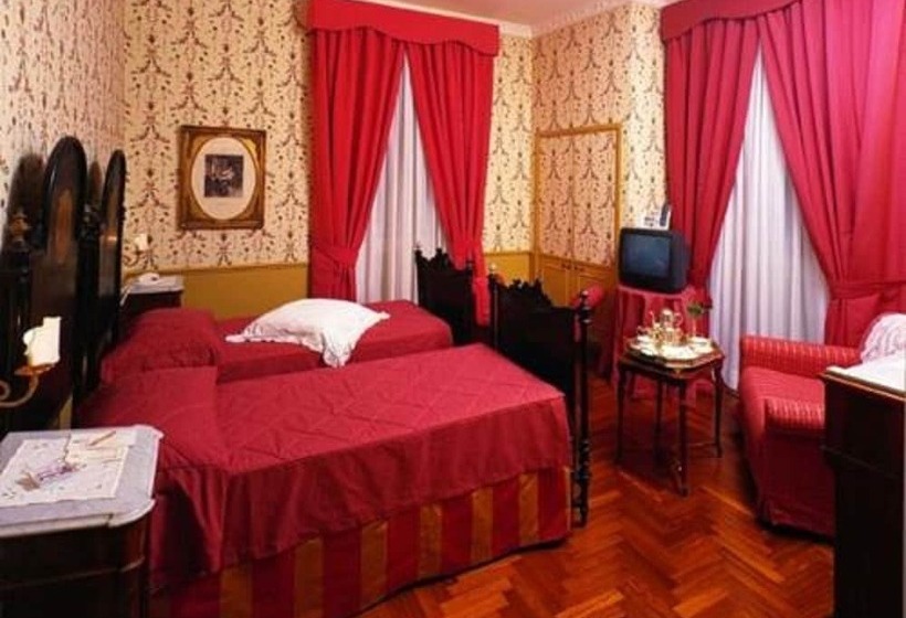 اتاق استاندارد سه نفره, Unahotels One Catania